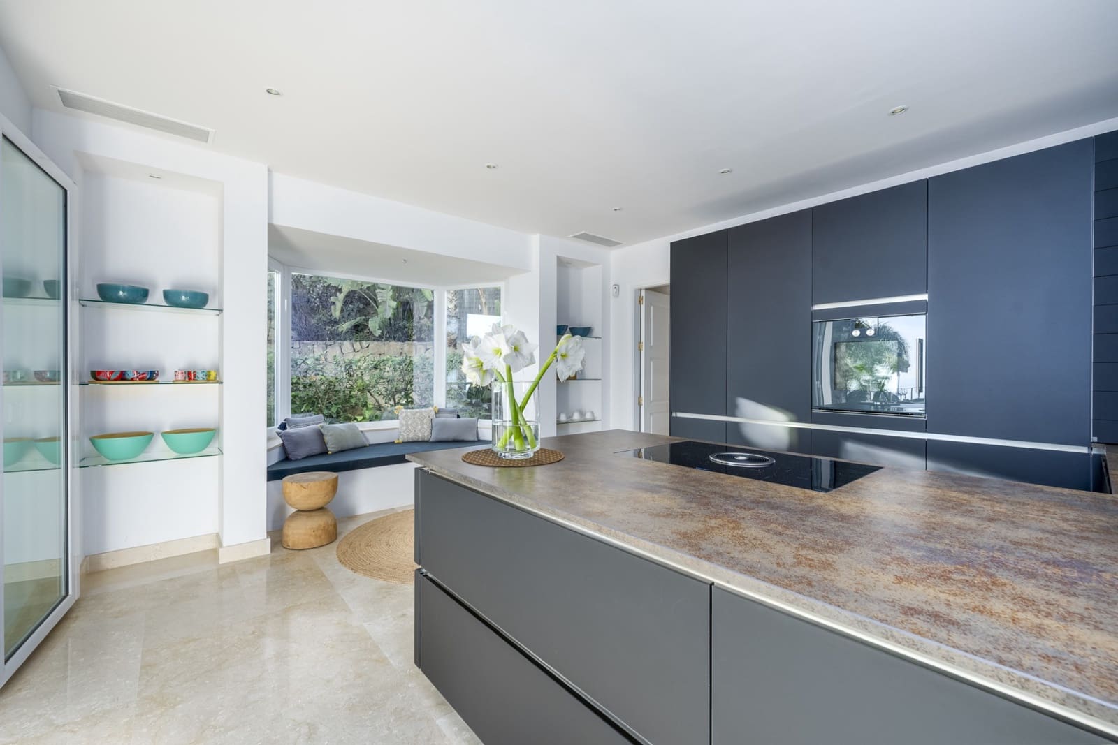 6 soveværelse Villa til salg i Los Monteros med swimmingpool garage - € 4.000.000 (Ref: 7433737)