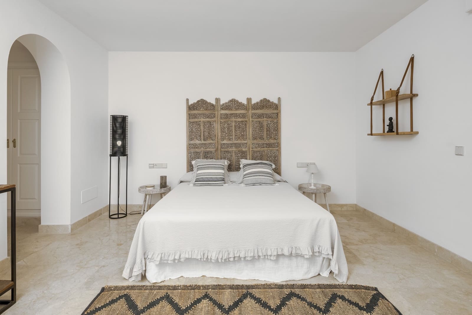 6 soveværelse Villa til salg i Los Monteros med swimmingpool garage - € 4.000.000 (Ref: 7433737)