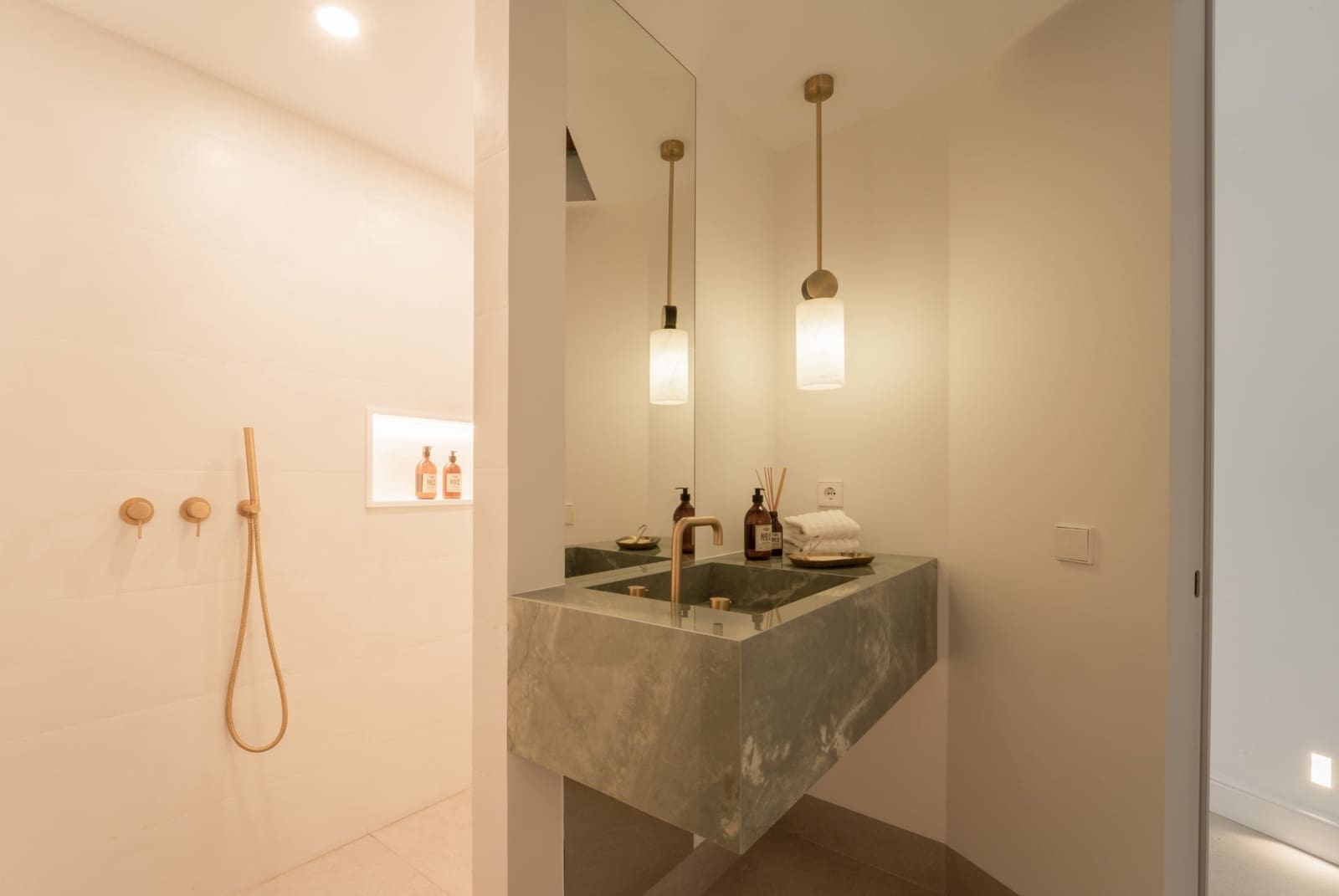 5 Zimmer Villa zu verkaufen in Los Monteros mit Pool Garage - 6.500.000 € (Ref: 7555745)