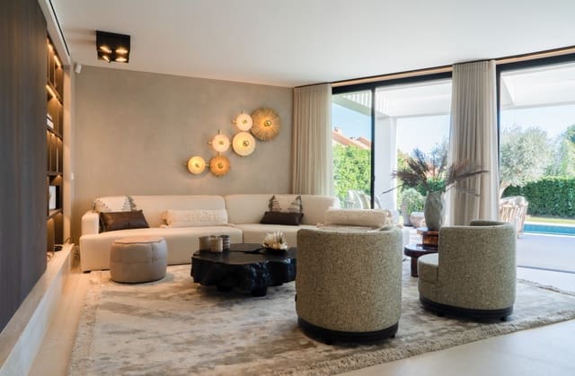 Chalet de 5 habitaciones en Los Monteros, Marbella en venta con piscina garaje - 6.500.000 € (Ref: 7555745)