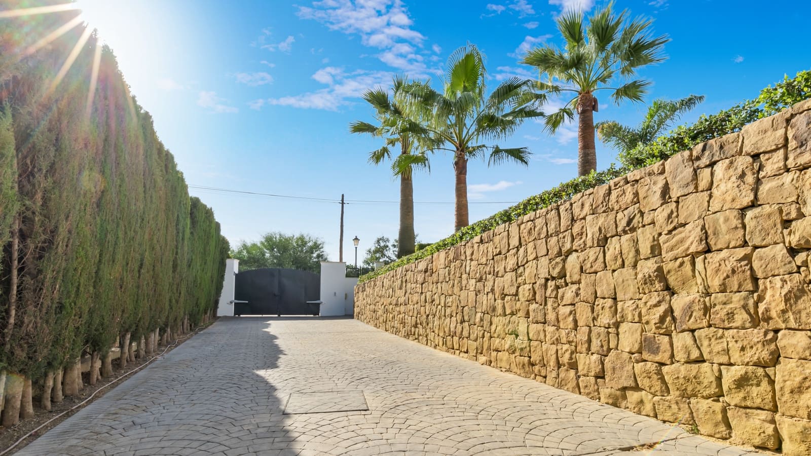 4 chambre Villa/Maison à vendre à Elviria avec piscine garage - 1 790 000 € (Ref: 7588204)