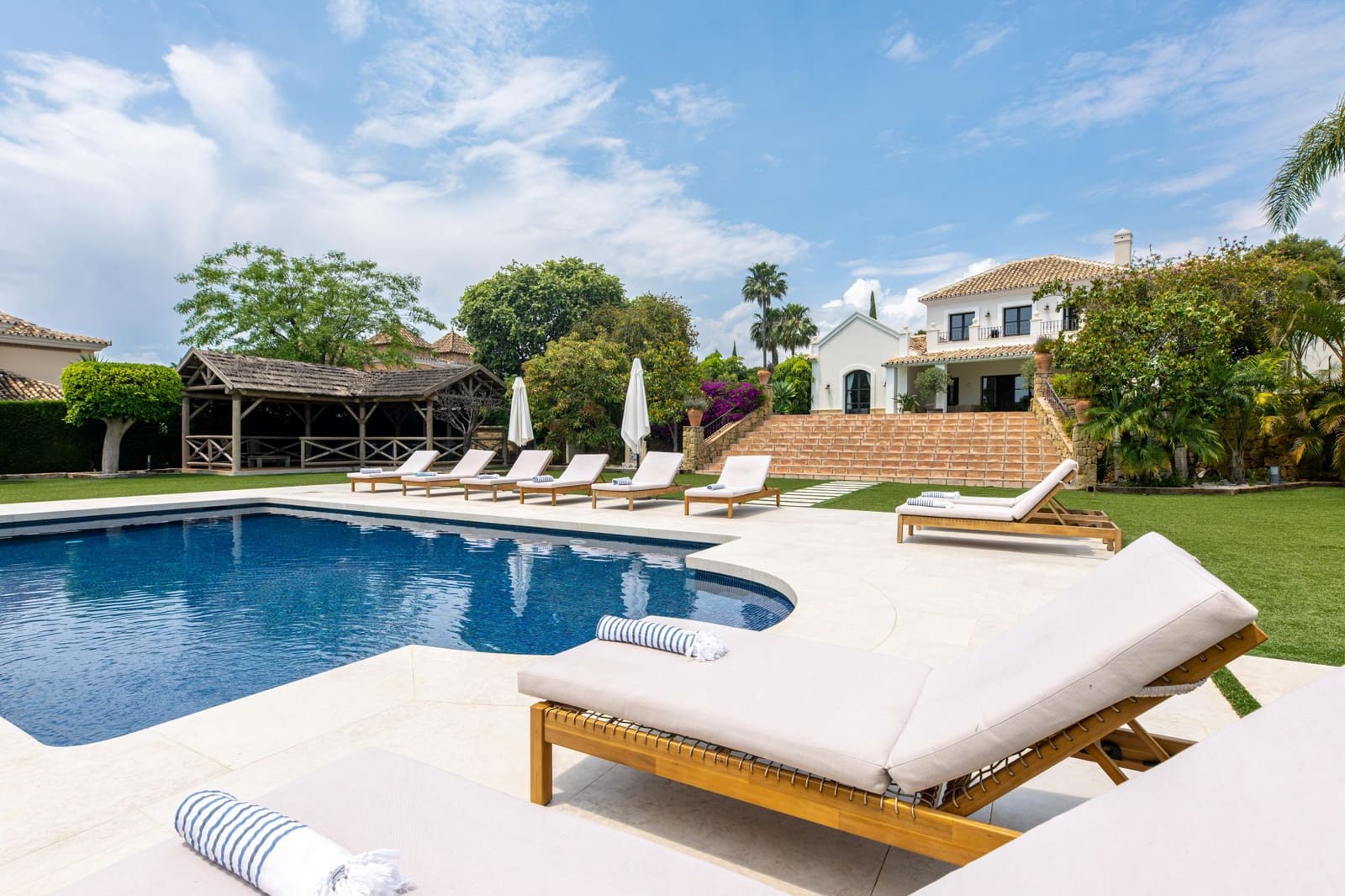 5 chambre Villa/Maison à vendre à Estepona avec piscine garage - 3 800 000 € (Ref: 7646539)