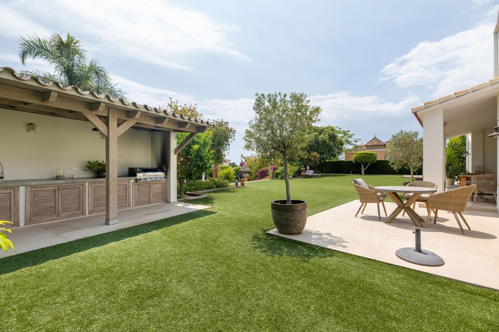 5 chambre Villa/Maison à vendre à Estepona avec piscine garage - 3 800 000 € (Ref: 7646539)