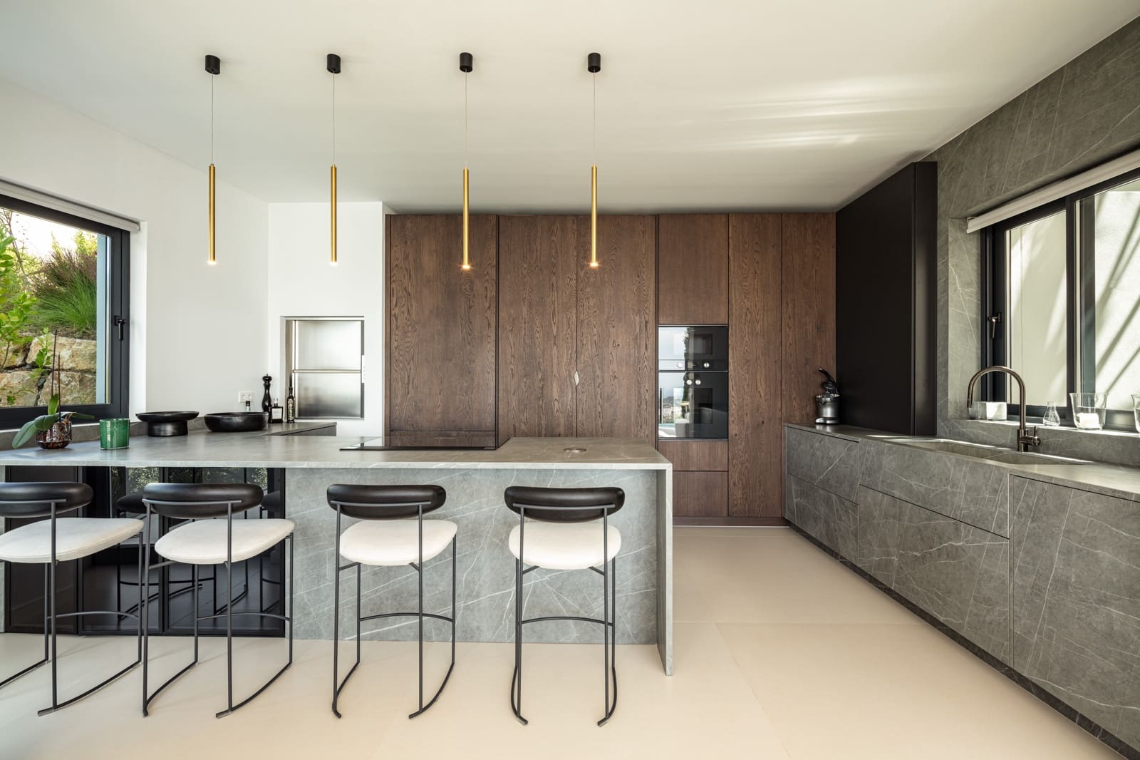 4 soveværelse Villa til salg i La Quinta med swimmingpool garage - € 4.895.000 (Ref: 7848091)