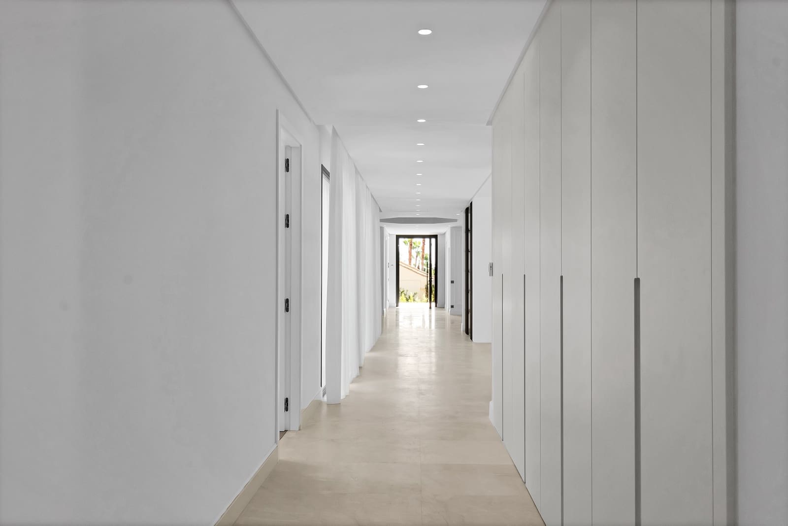 6 chambre Villa/Maison à vendre à Golden Mile avec piscine garage - 8 500 000 € (Ref: 7889335)