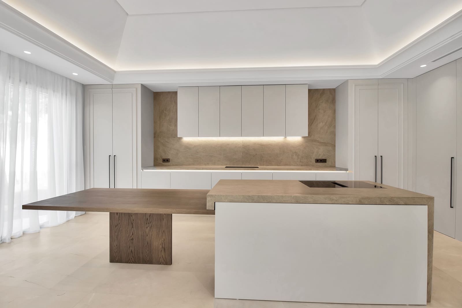 6 chambre Villa/Maison à vendre à Golden Mile avec piscine garage - 8 500 000 € (Ref: 7889335)