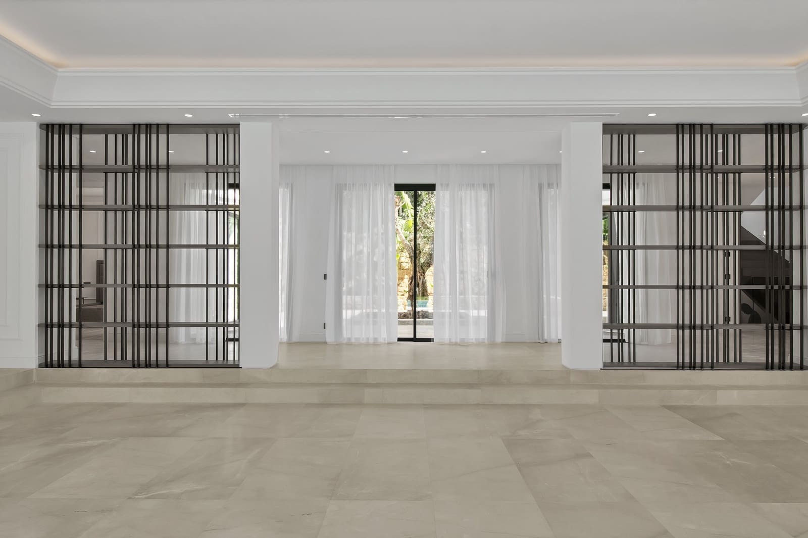 6 chambre Villa/Maison à vendre à Golden Mile avec piscine garage - 8 500 000 € (Ref: 7889335)