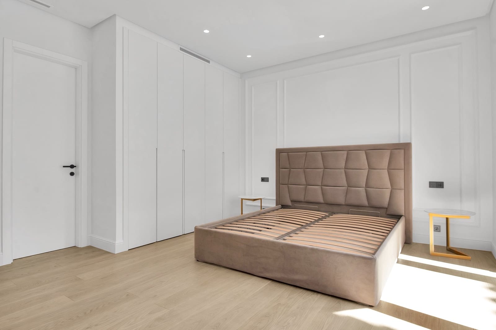 6 chambre Villa/Maison à vendre à Golden Mile avec piscine garage - 8 500 000 € (Ref: 7889335)