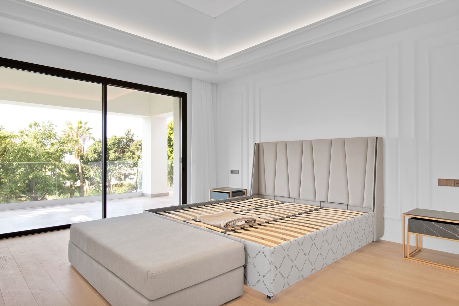 6 chambre Villa/Maison à vendre à Golden Mile avec piscine garage - 8 500 000 € (Ref: 7889335)