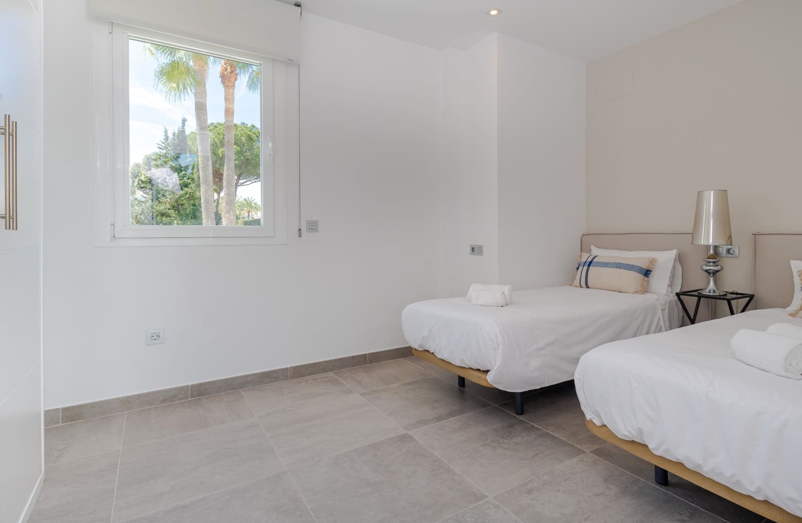 Chalet de 6 habitaciones en Nueva Andalucia en venta con piscina garaje - 1.895.000 € (Ref: 7896744)