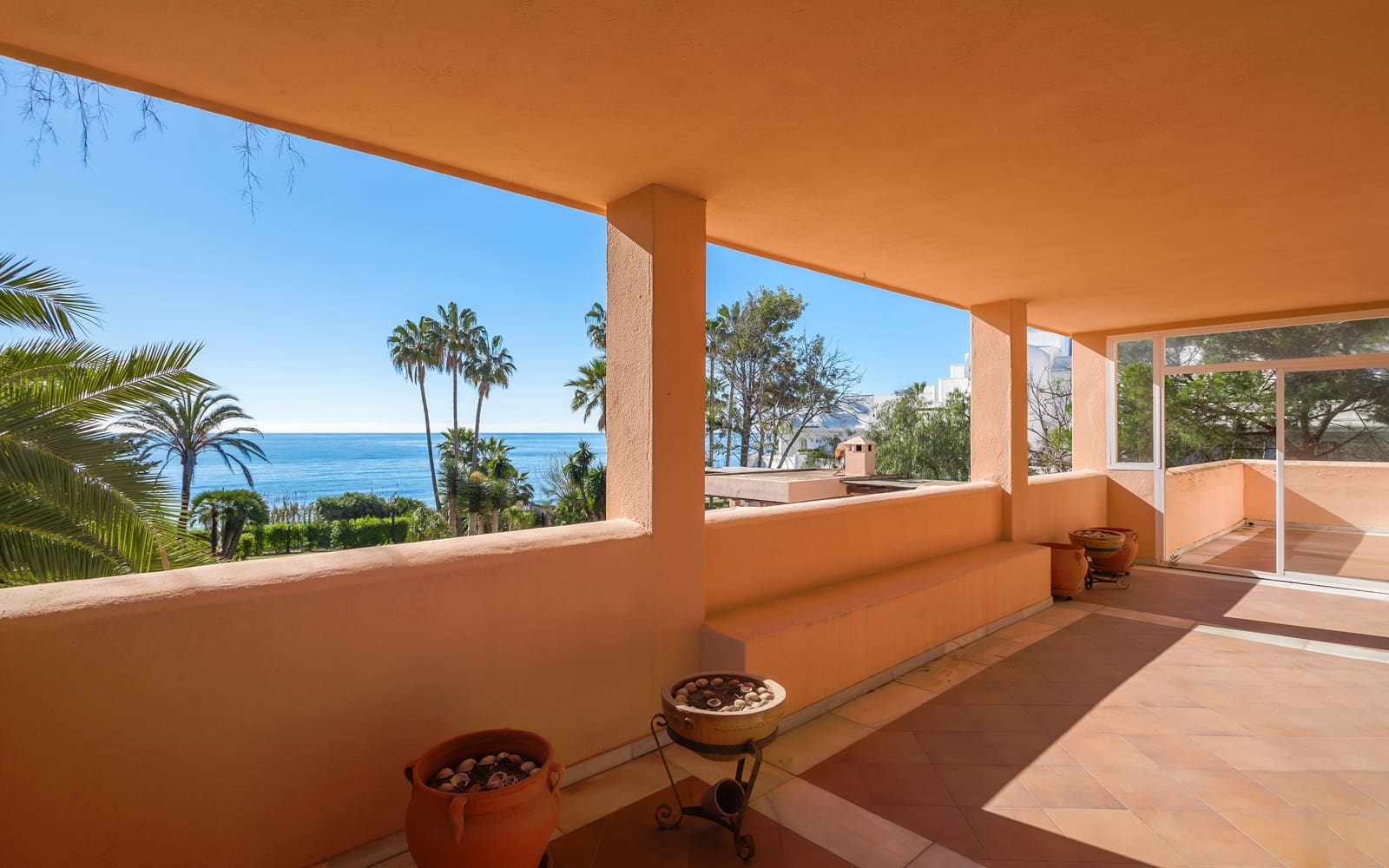 8 soveværelse Villa til salg i New Golden Mile med swimmingpool garage - € 8.400.000 (Ref: 8169243)