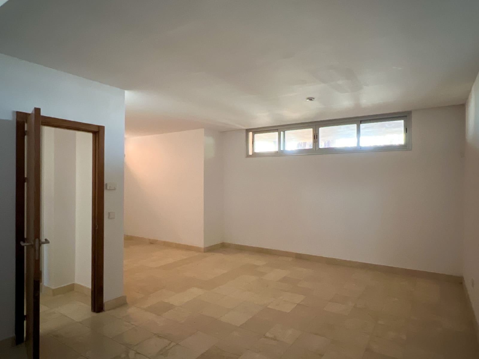 4 sypialnia Dom na sprzedaż w Riviera del Sol z basenem garażem - 530 000 € (Ref: 8418589)