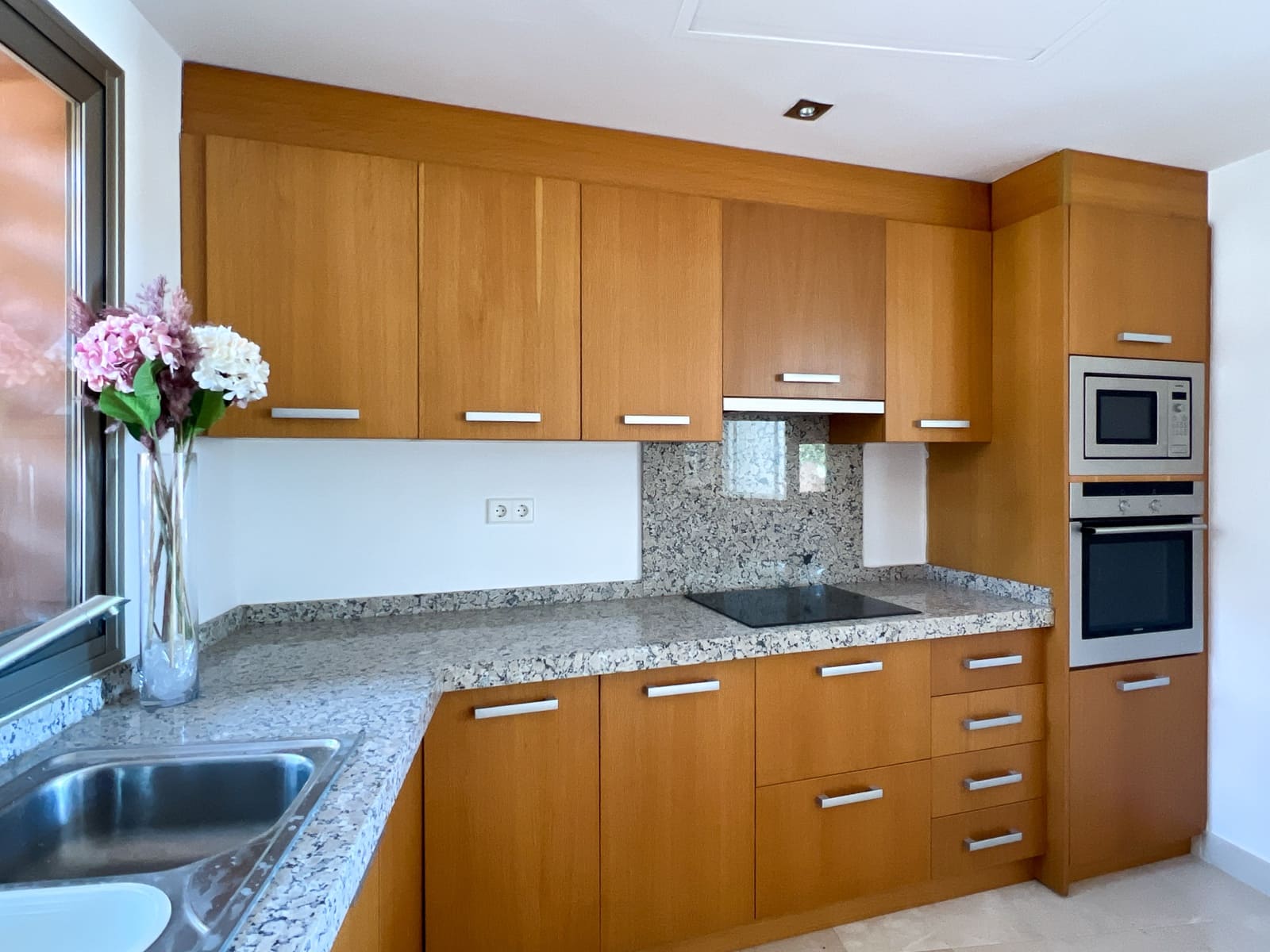 4 sypialnia Dom na sprzedaż w Riviera del Sol z basenem garażem - 530 000 € (Ref: 8418589)