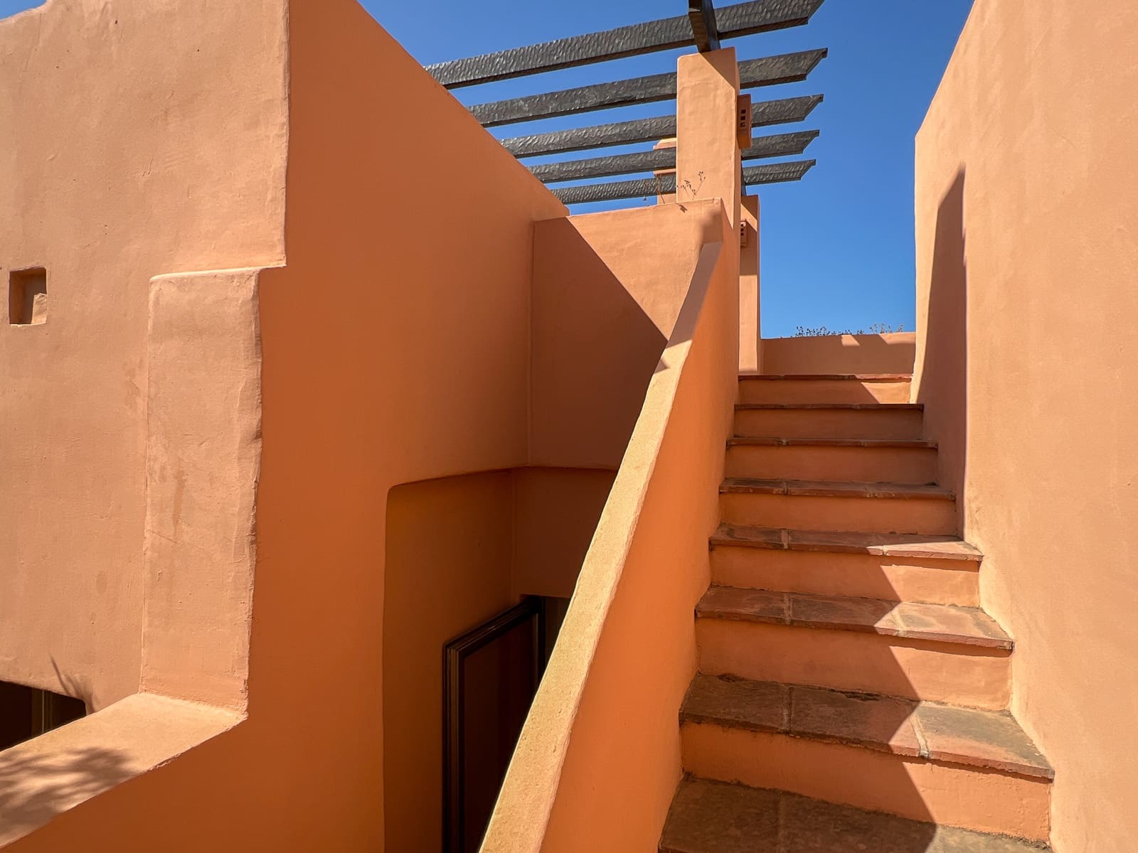 4 sypialnia Dom na sprzedaż w Riviera del Sol z basenem garażem - 530 000 € (Ref: 8418589)