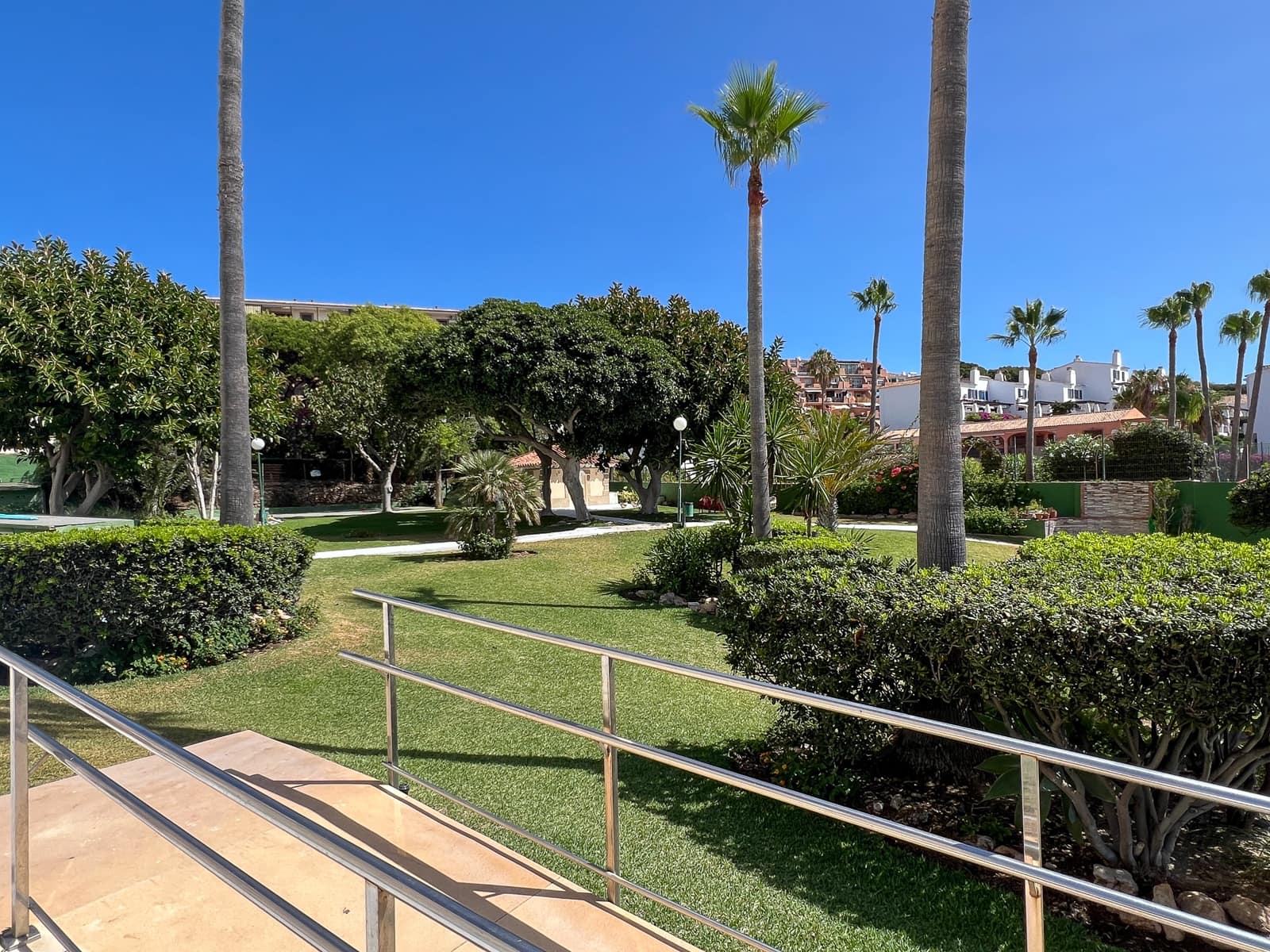 Studio til salg i Sitio de Calahonda med swimmingpool - € 215.000 (Ref: 8425332)