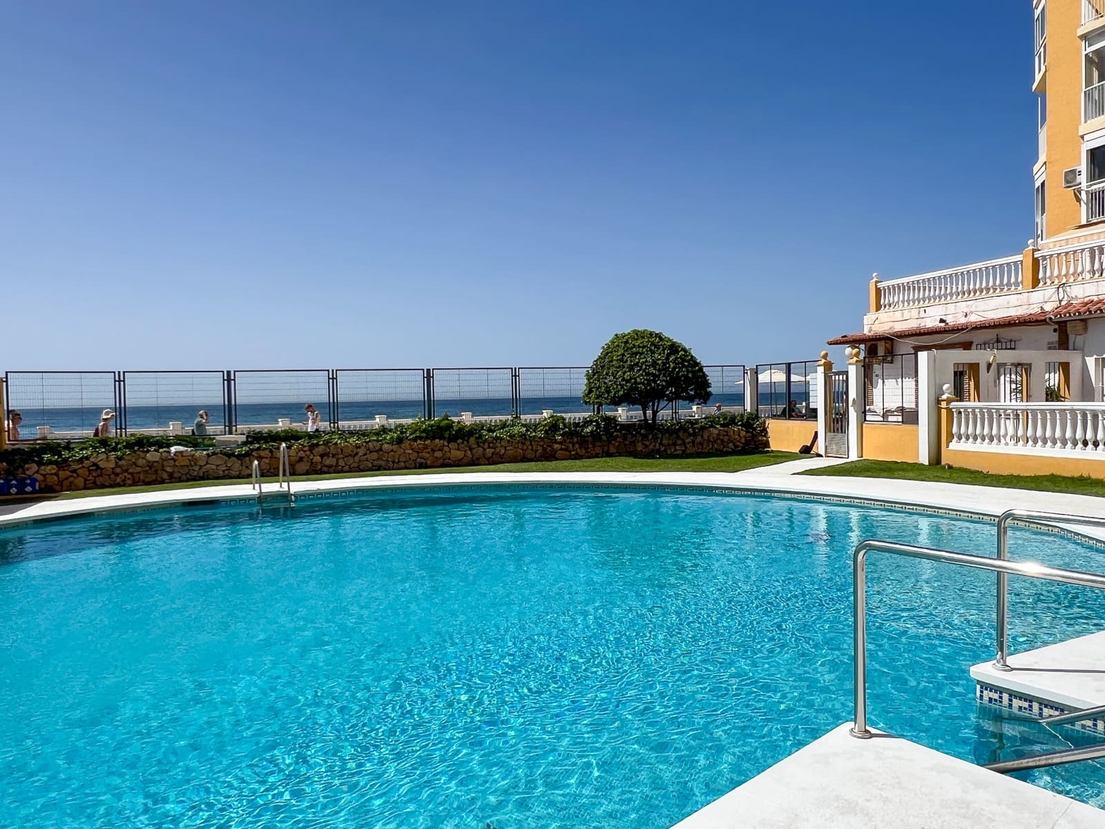 Studio til salg i Sitio de Calahonda med swimmingpool - € 215.000 (Ref: 8425332)