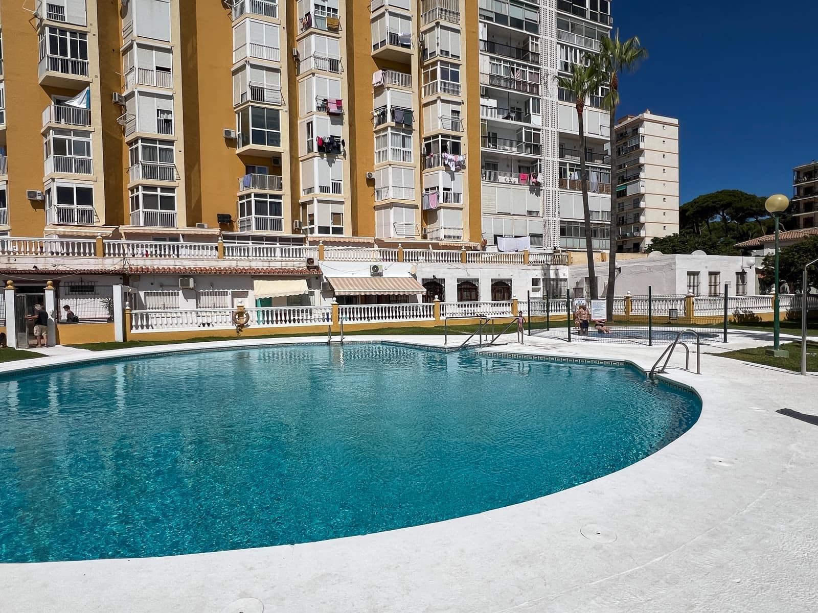 Studio til salg i Sitio de Calahonda med swimmingpool - € 215.000 (Ref: 8425332)