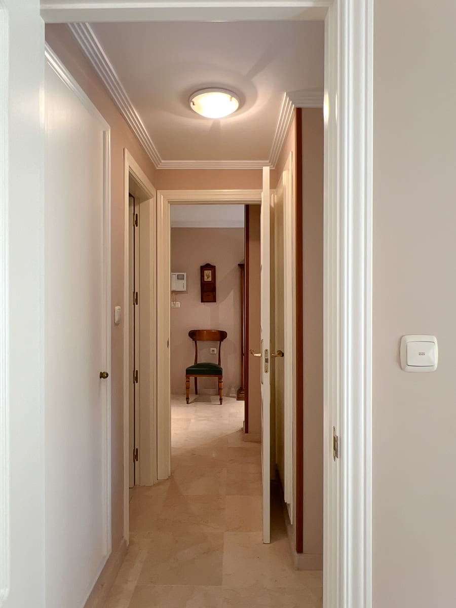 2 soverom Strandleiligheter til salgs i Marbella med svømmebasseng garasje - € 430 000 (Ref: 8437798)