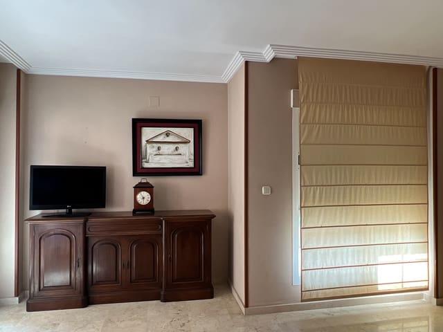 2 soverom Strandleiligheter til salgs i Costabella, Marbella med svømmebasseng garasje - € 430 000 (Ref: 8437798)