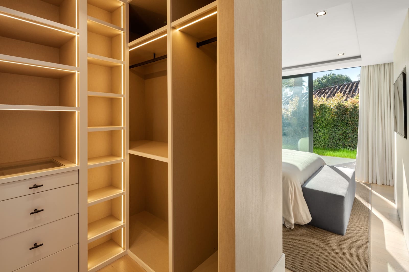 4 quarto Moradia para venda em Nueva Andalucia com piscina garagem - 4 900 000 € (Ref: 8478579)