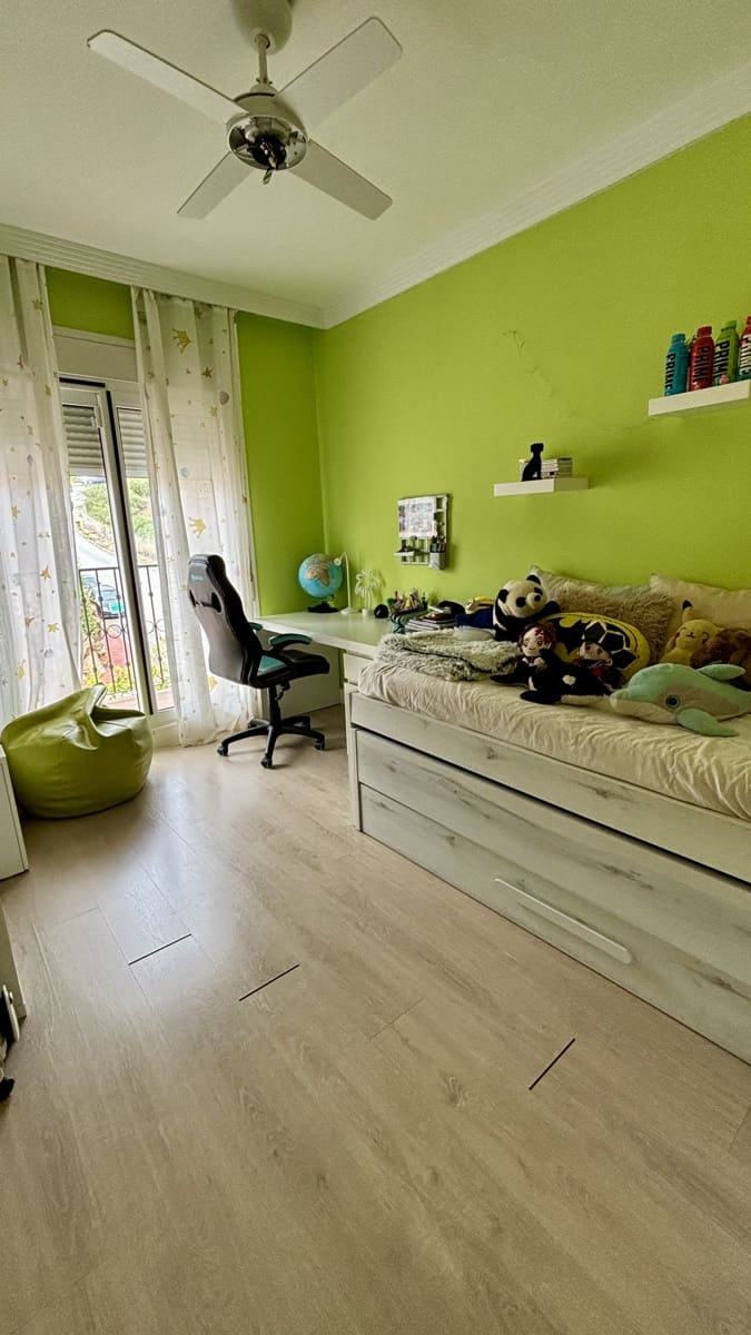 3 chambre Villa/Maison Semi-Mitoyenne à vendre à Riviera del Sol avec piscine garage - 490 000 € (Ref: 8602182)