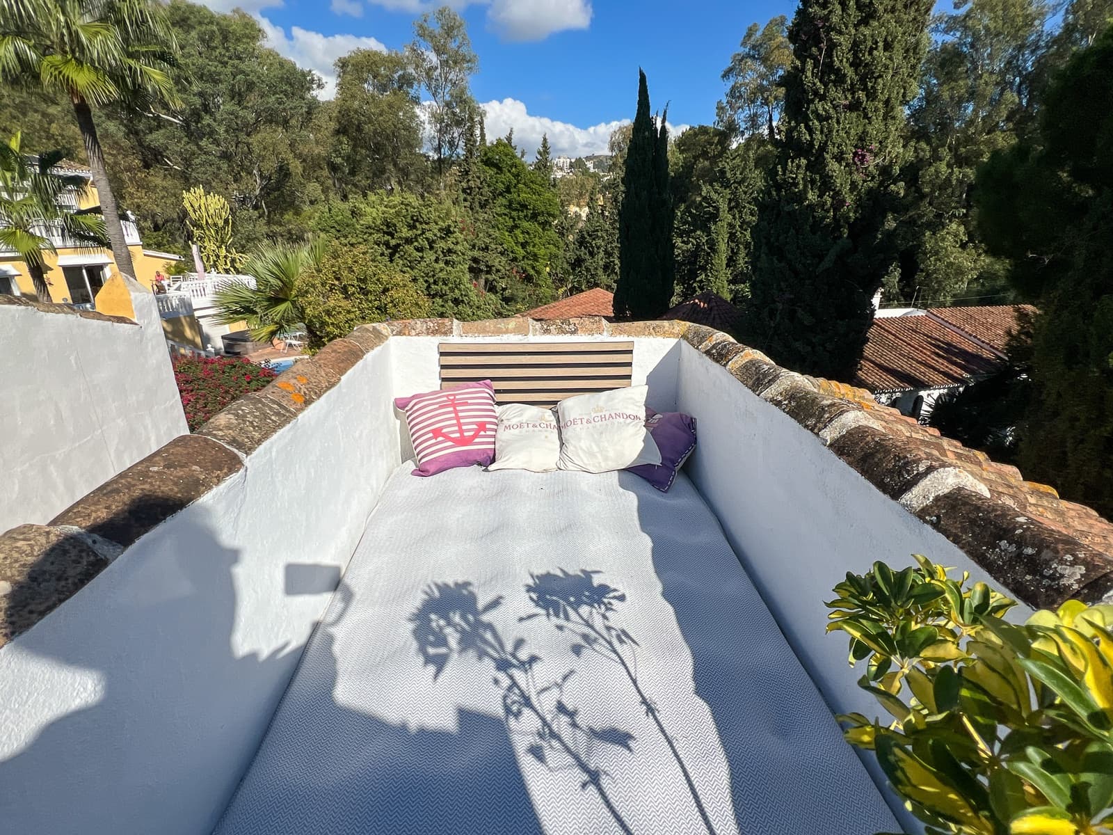 2 quarto Casa em Banda para venda em Sitio de Calahonda com piscina garagem - 495 000 € (Ref: 8643895)