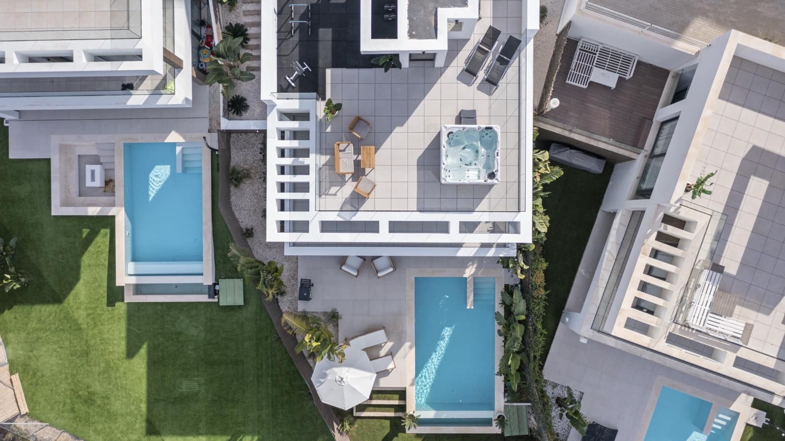 Chalet de 6 habitaciones en New Golden Mile en venta con piscina garaje - 1.495.000 € (Ref: 8681552)