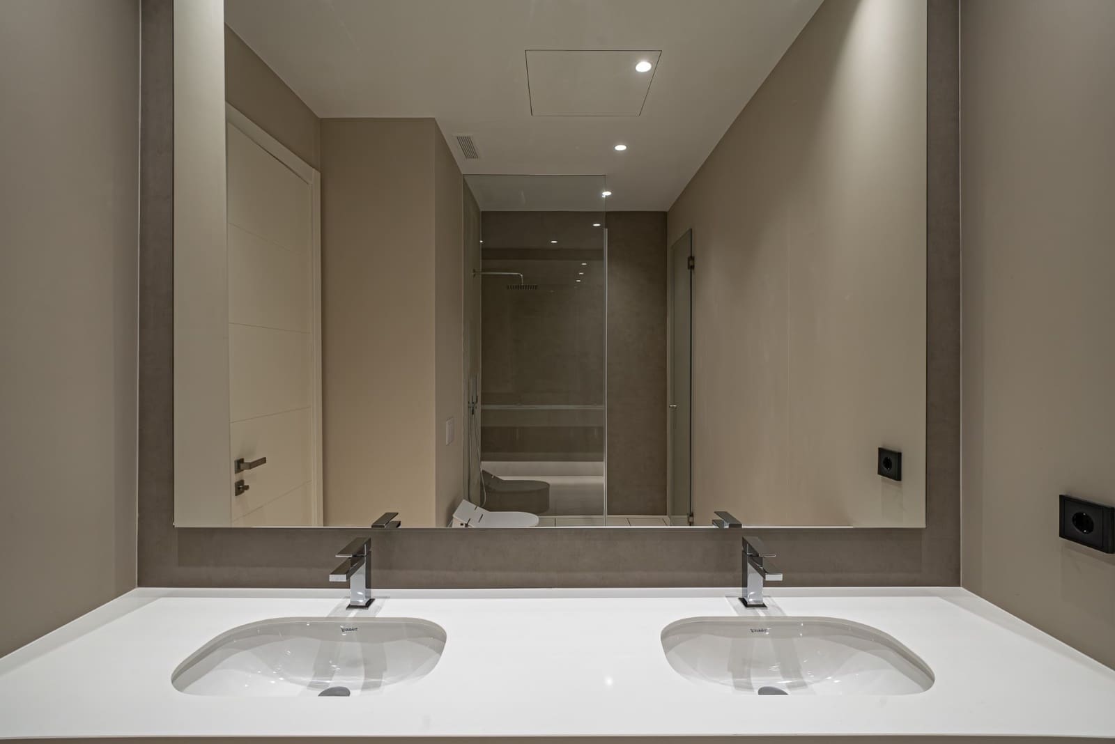 4 camera da letto Villa in vendita in Golden Mile con piscina garage - 3.500.000 € (Rif: 8703052)