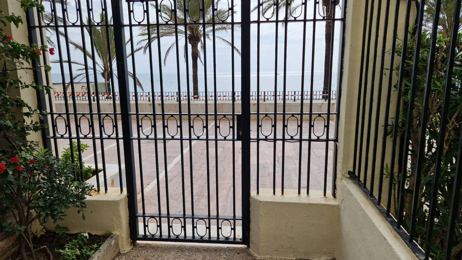 Studio til salg i Puerto Banus med swimmingpool garage - € 299.000 (Ref: 8703147)