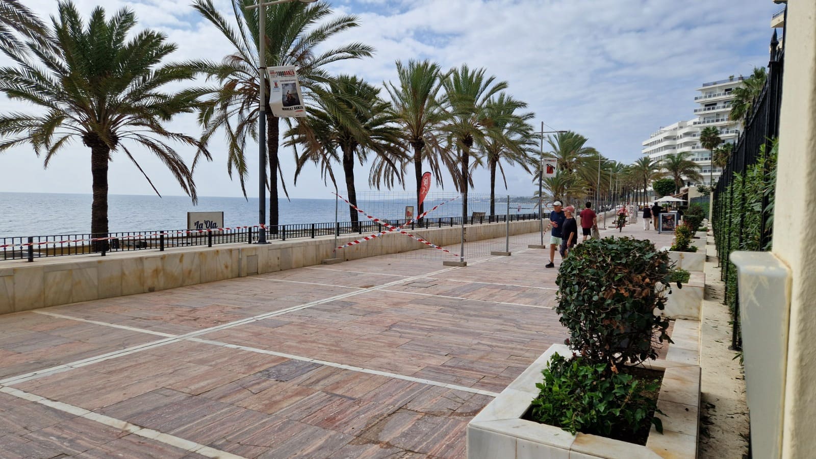 Studio til salg i Puerto Banus med swimmingpool garage - € 299.000 (Ref: 8703147)