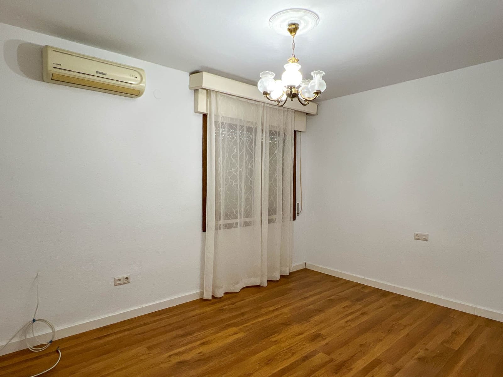 5 bedroom Villa for sale in Mijas with pool garage - € 700,000 (Ref: 8814968)