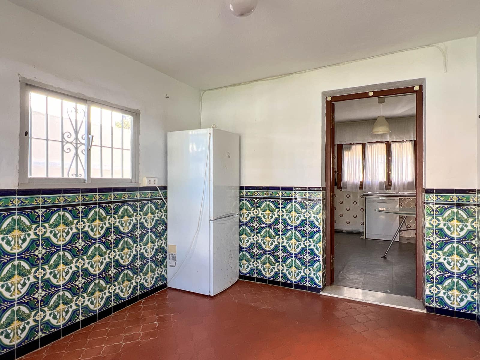 5 bedroom Villa for sale in Mijas with pool garage - € 700,000 (Ref: 8814968)