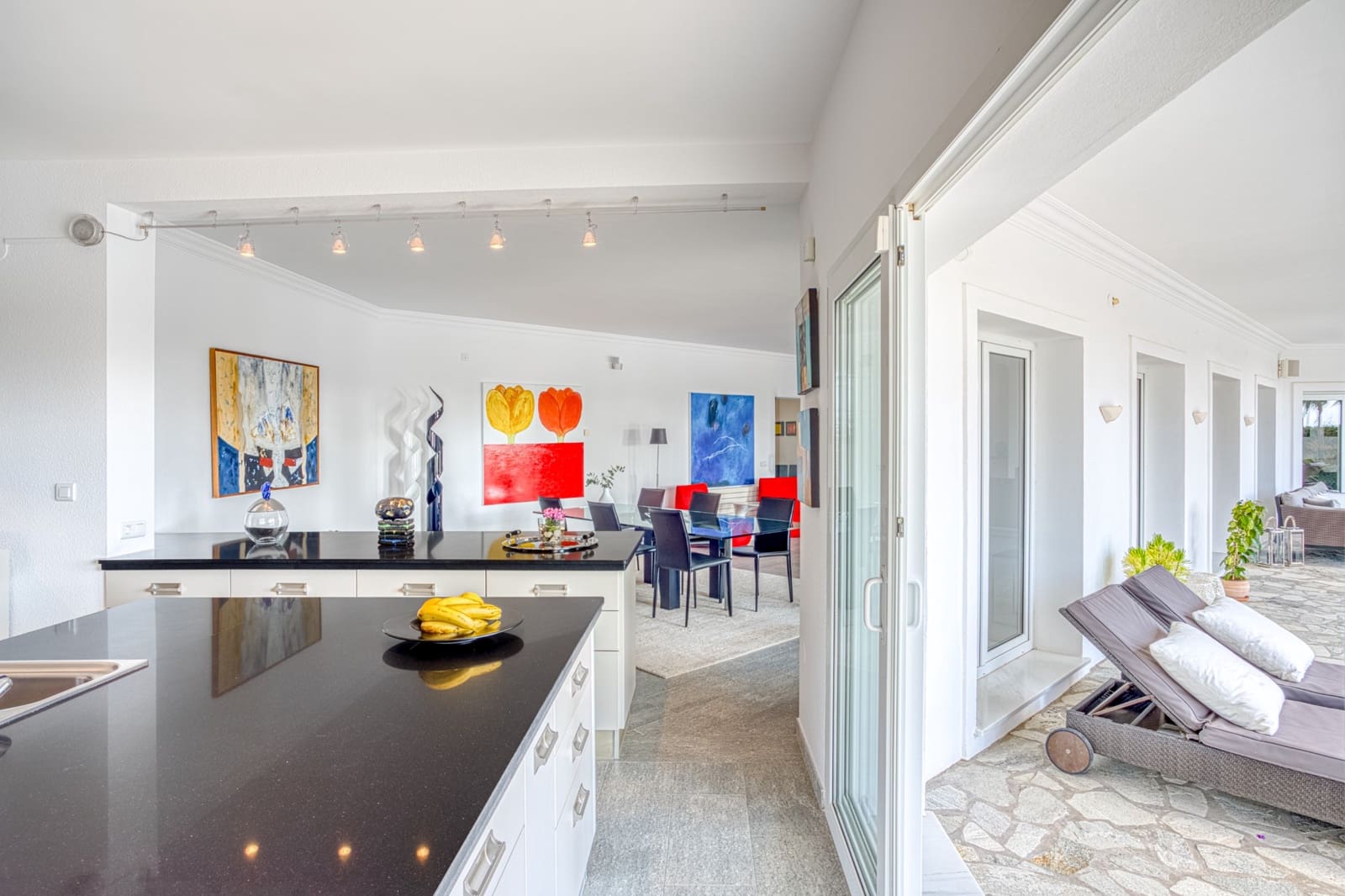 4 soverom Villa til salgs i Marbella med svømmebasseng garasje - € 3 900 000 (Ref: 8856003)