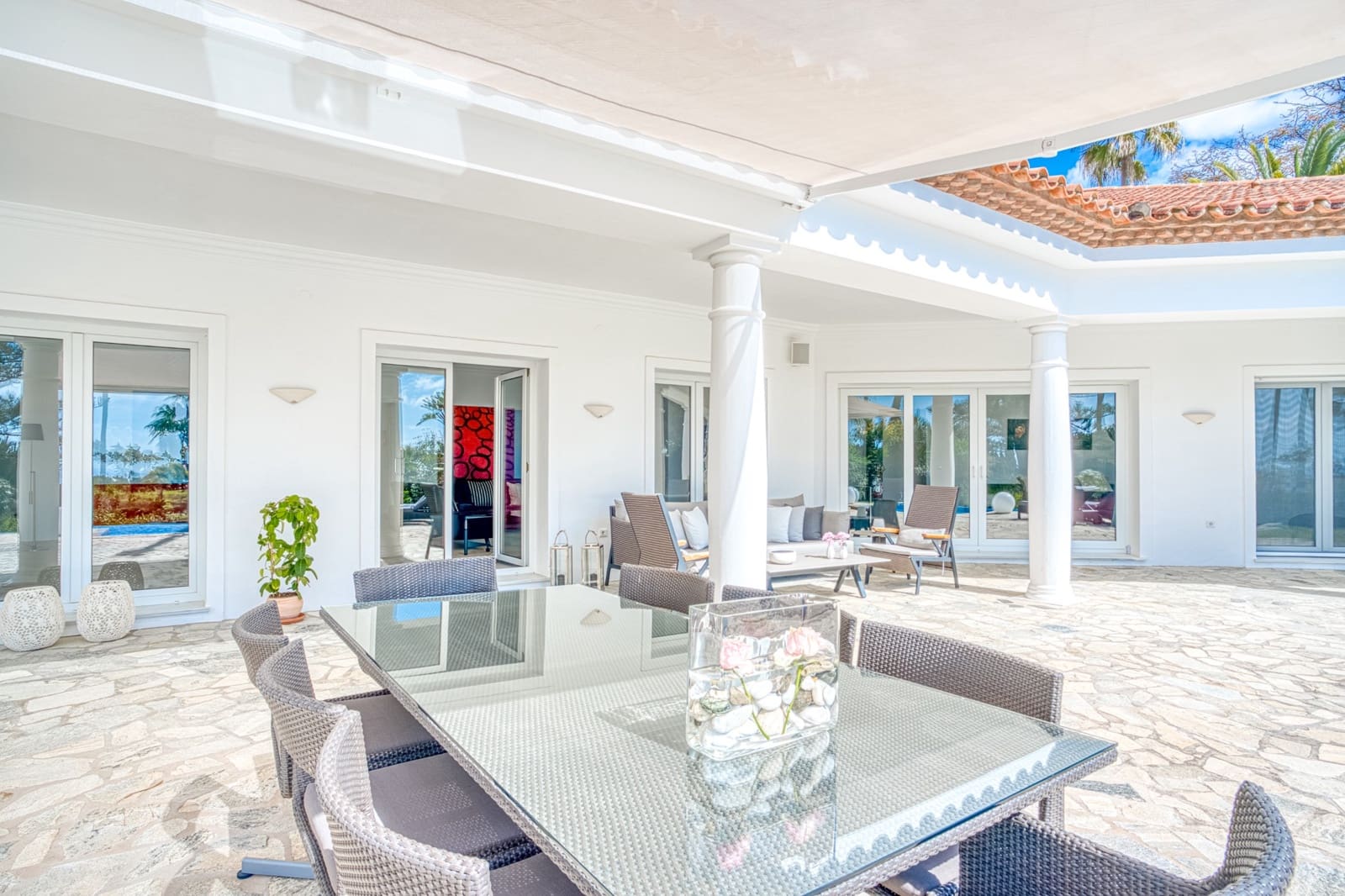 4 soverom Villa til salgs i Marbella med svømmebasseng garasje - € 3 900 000 (Ref: 8856003)