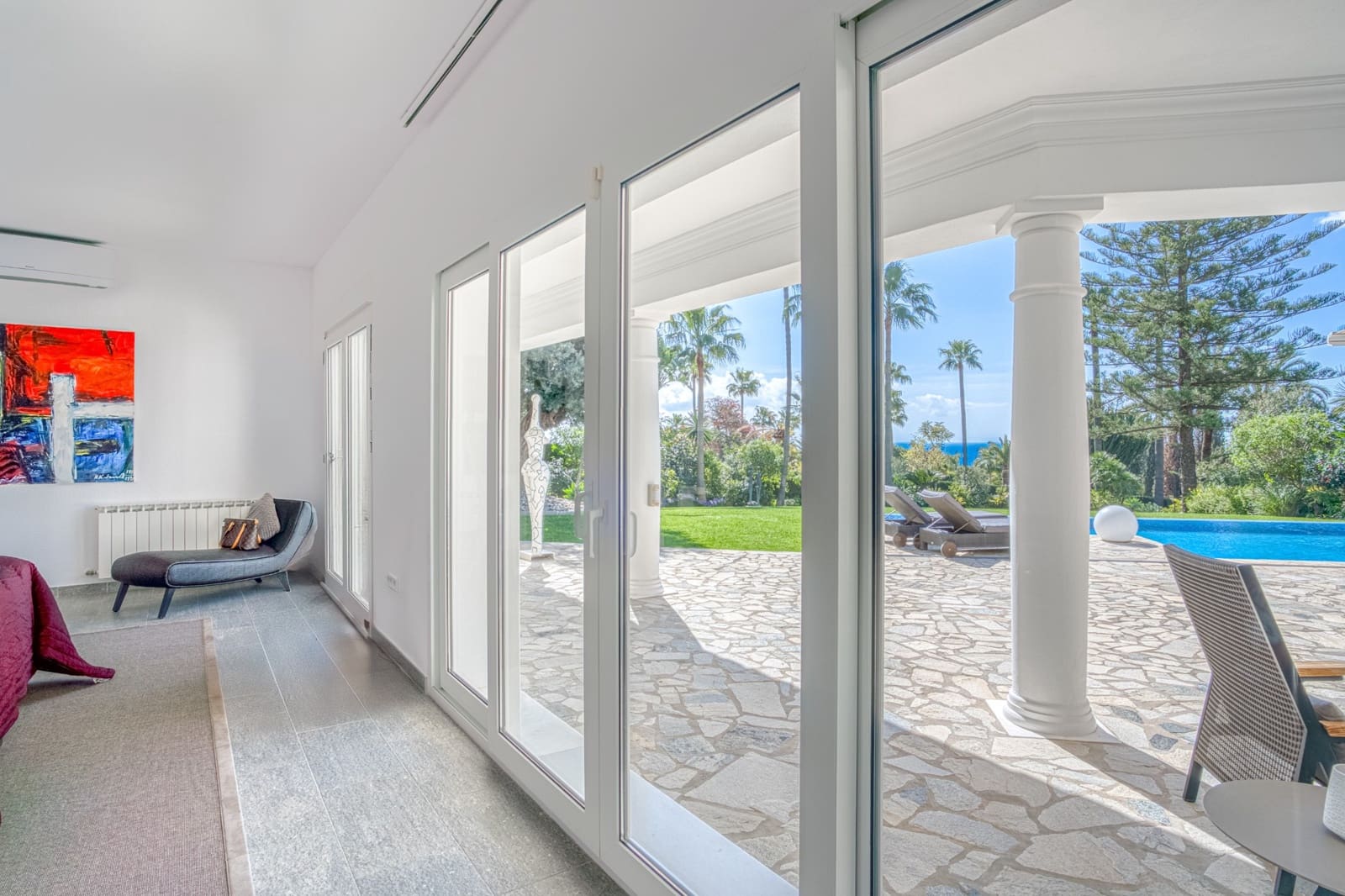 4 soverom Villa til salgs i Marbella med svømmebasseng garasje - € 3 900 000 (Ref: 8856003)