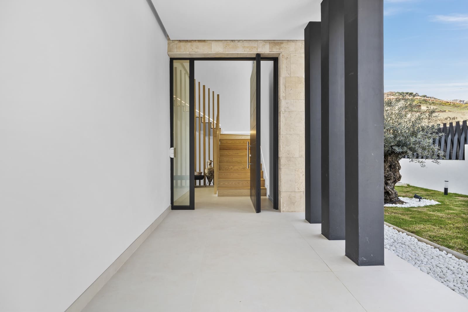 4 slaapkamer Villa te koop in Benahavis met zwembad garage - € 3.485.000 (Ref: 8856007)