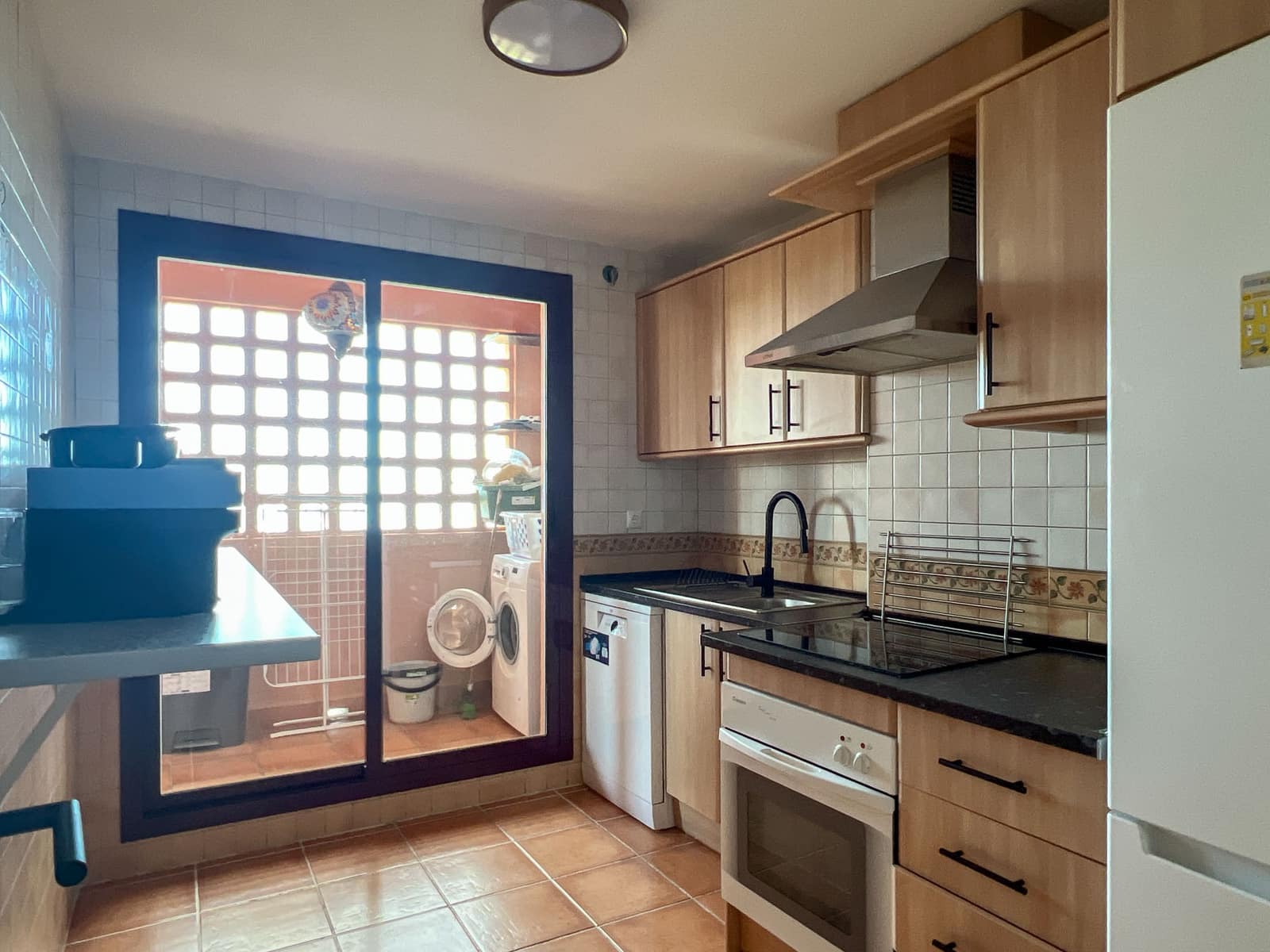 2 bedroom Apartment for sale in Sitio de Calahonda with pool garage - € 285,000 (Ref: 8894057)