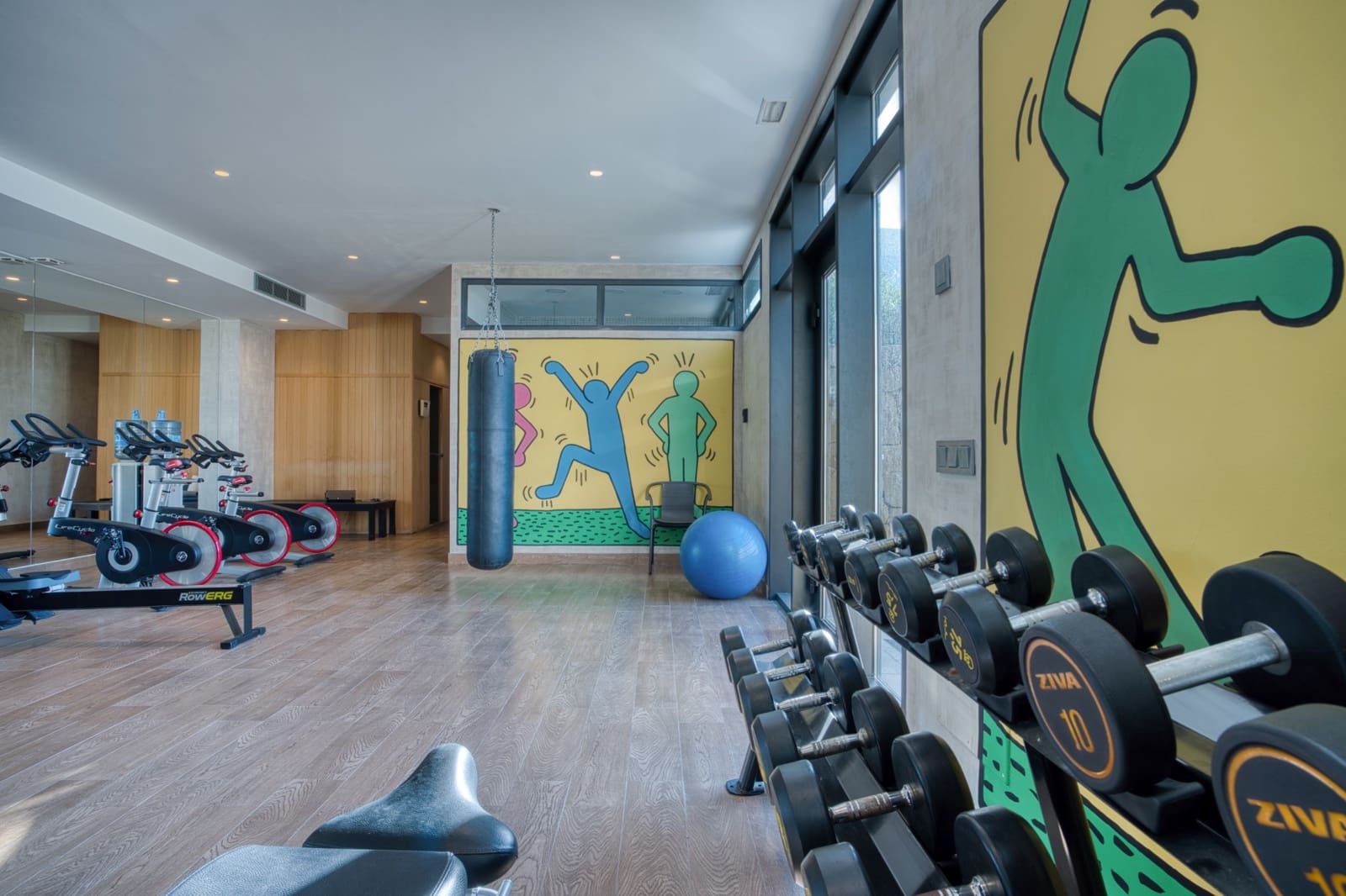 4 soverom Leilighet til salgs i Golden Mile med svømmebasseng garasje - € 3 850 000 (Ref: 8906862)