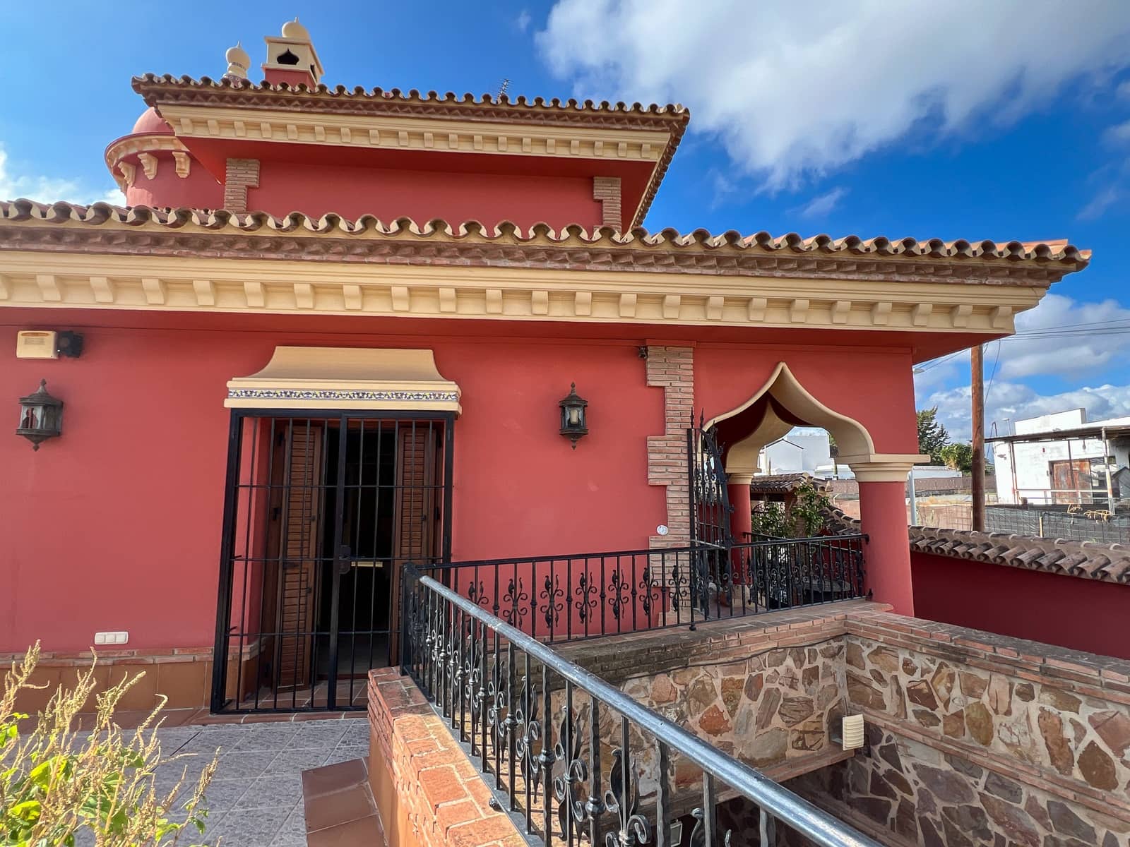 3 soveværelse Villa til salg i Mijas med swimmingpool garage - € 899.000 (Ref: 8940727)