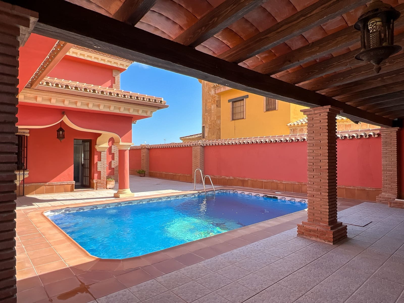 3 soveværelse Villa til salg i Mijas med swimmingpool garage - € 899.000 (Ref: 8940727)