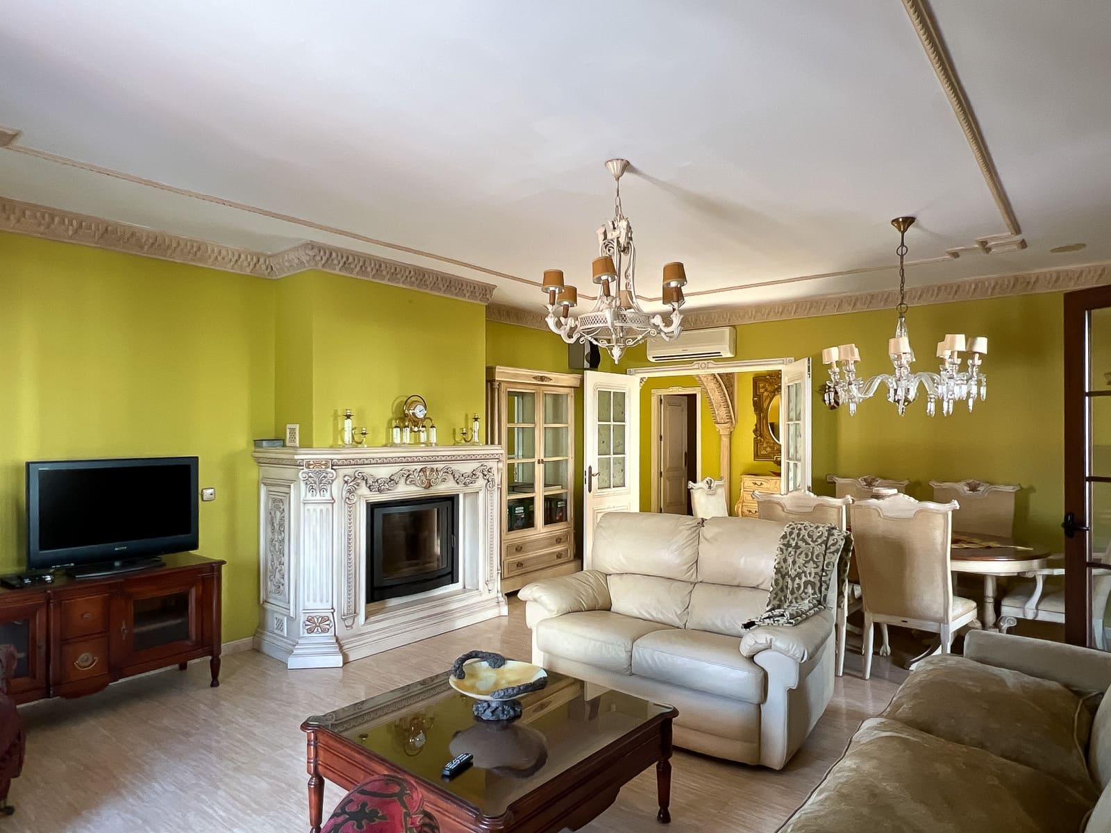 3 soveværelse Villa til salg i Mijas med swimmingpool garage - € 899.000 (Ref: 8940727)