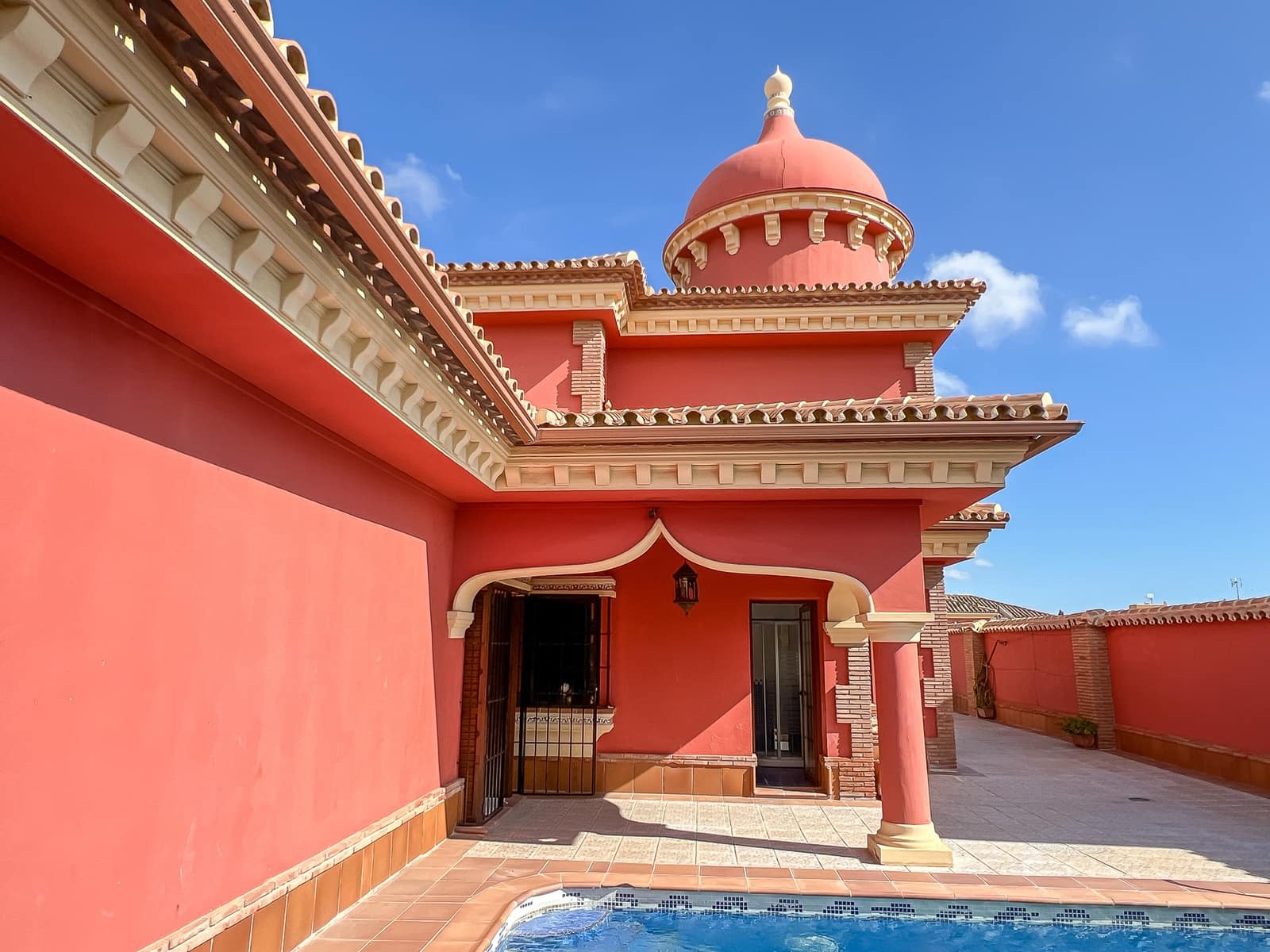 3 soveværelse Villa til salg i Mijas med swimmingpool garage - € 899.000 (Ref: 8940727)