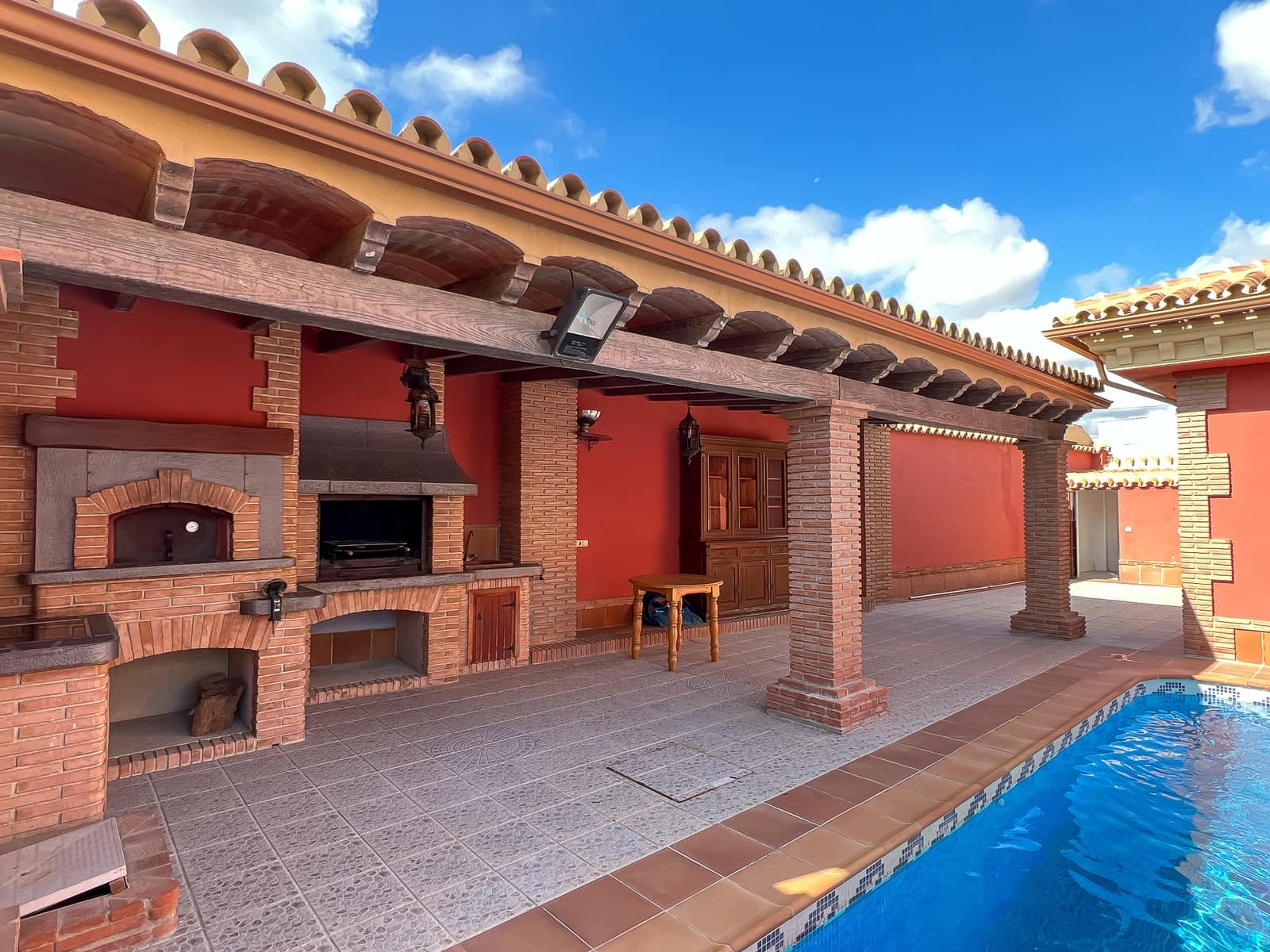 3 soveværelse Villa til salg i Mijas med swimmingpool garage - € 899.000 (Ref: 8940727)