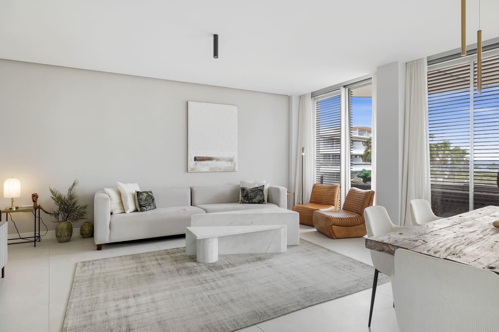 3 soverom Strandleiligheter til salgs i Estepona med svømmebasseng garasje - € 1 145 000 (Ref: 9003660)