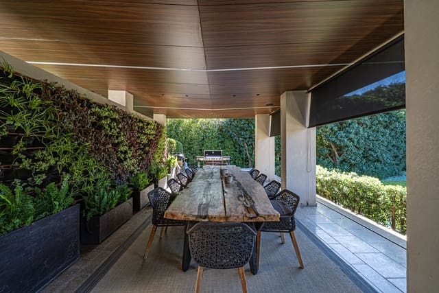 10 slaapkamer Villa te koop in Guadalmina Baja, Marbella met zwembad garage - € 12.900.000 (Ref: 9003763)