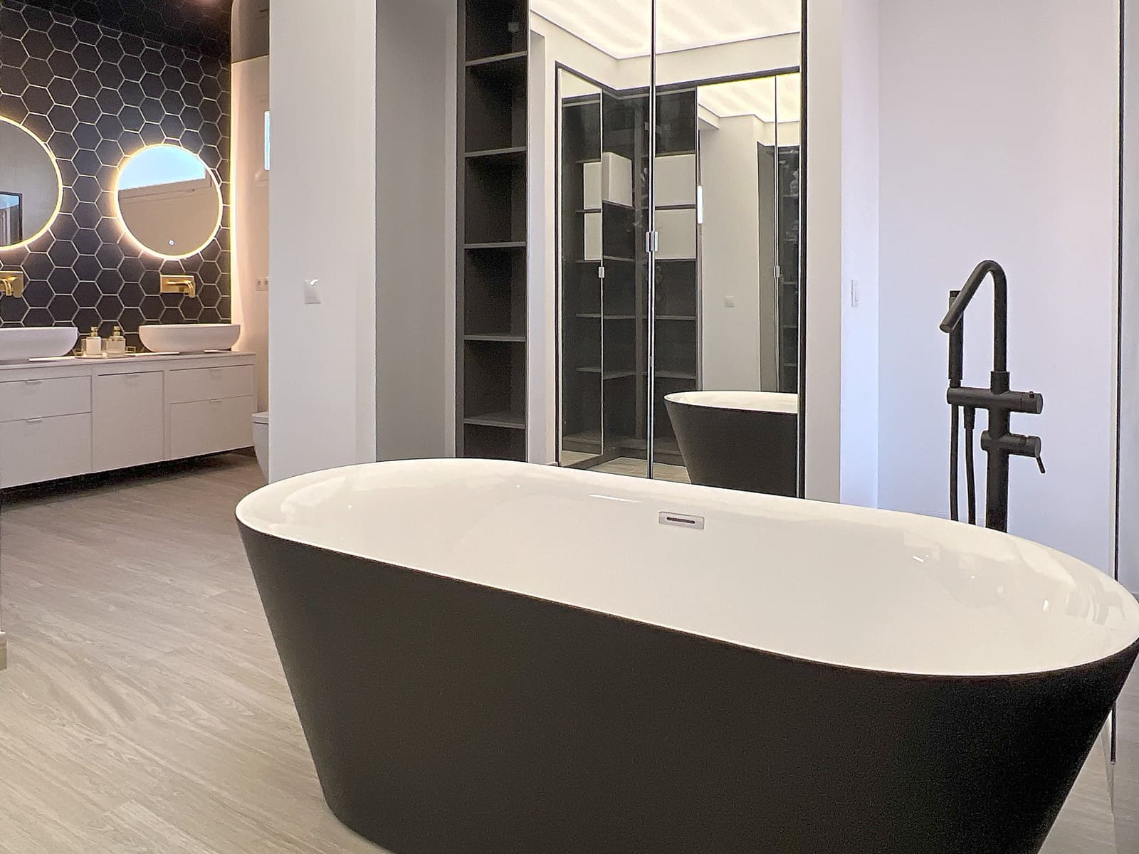 6 sovrum Villa till salu i Riviera del Sol med pool garage - 1 300 000 € (Ref: 9009107)