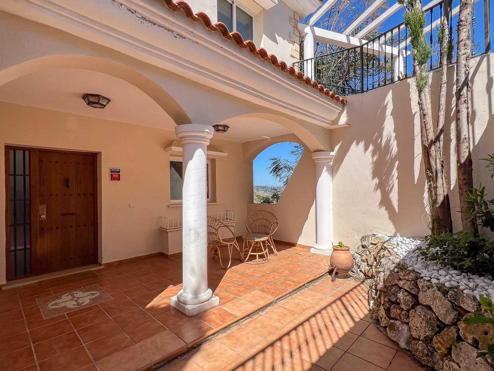 6 sovrum Villa till salu i Riviera del Sol med pool garage - 1 300 000 € (Ref: 9009107)