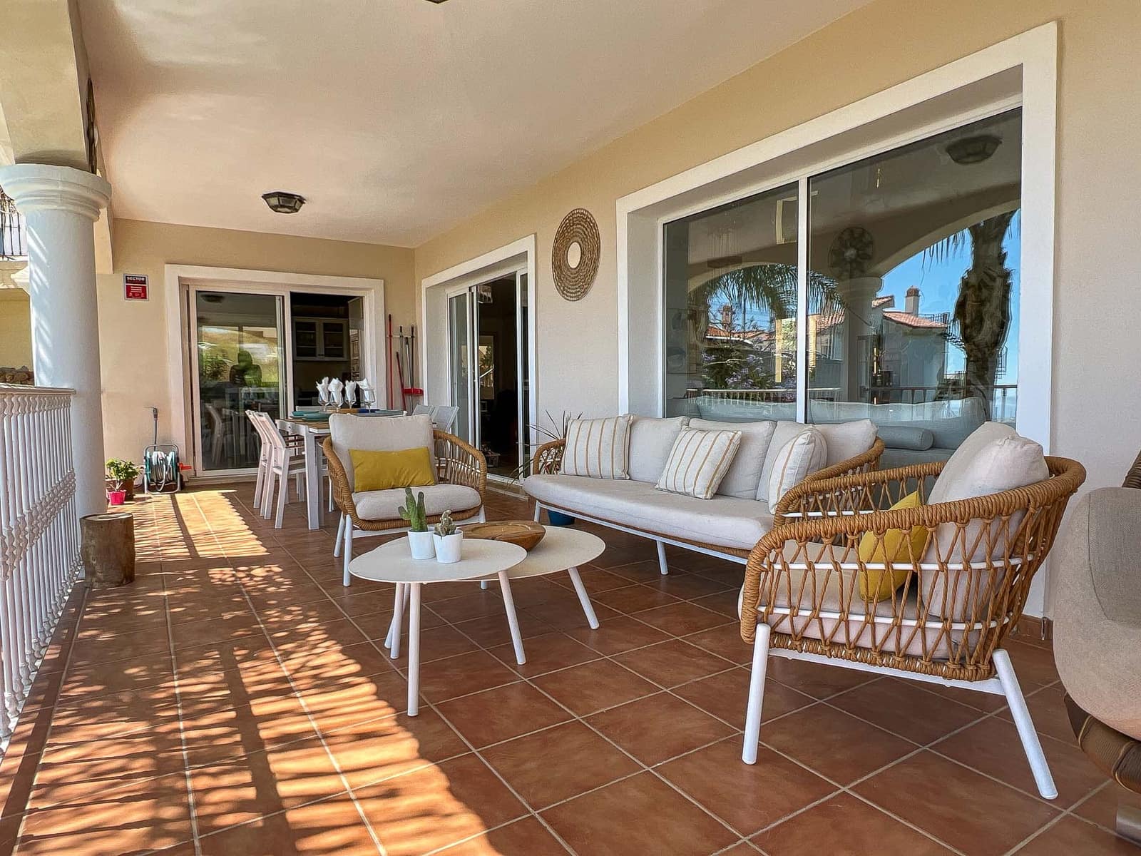 6 sovrum Villa till salu i Riviera del Sol med pool garage - 1 300 000 € (Ref: 9009107)