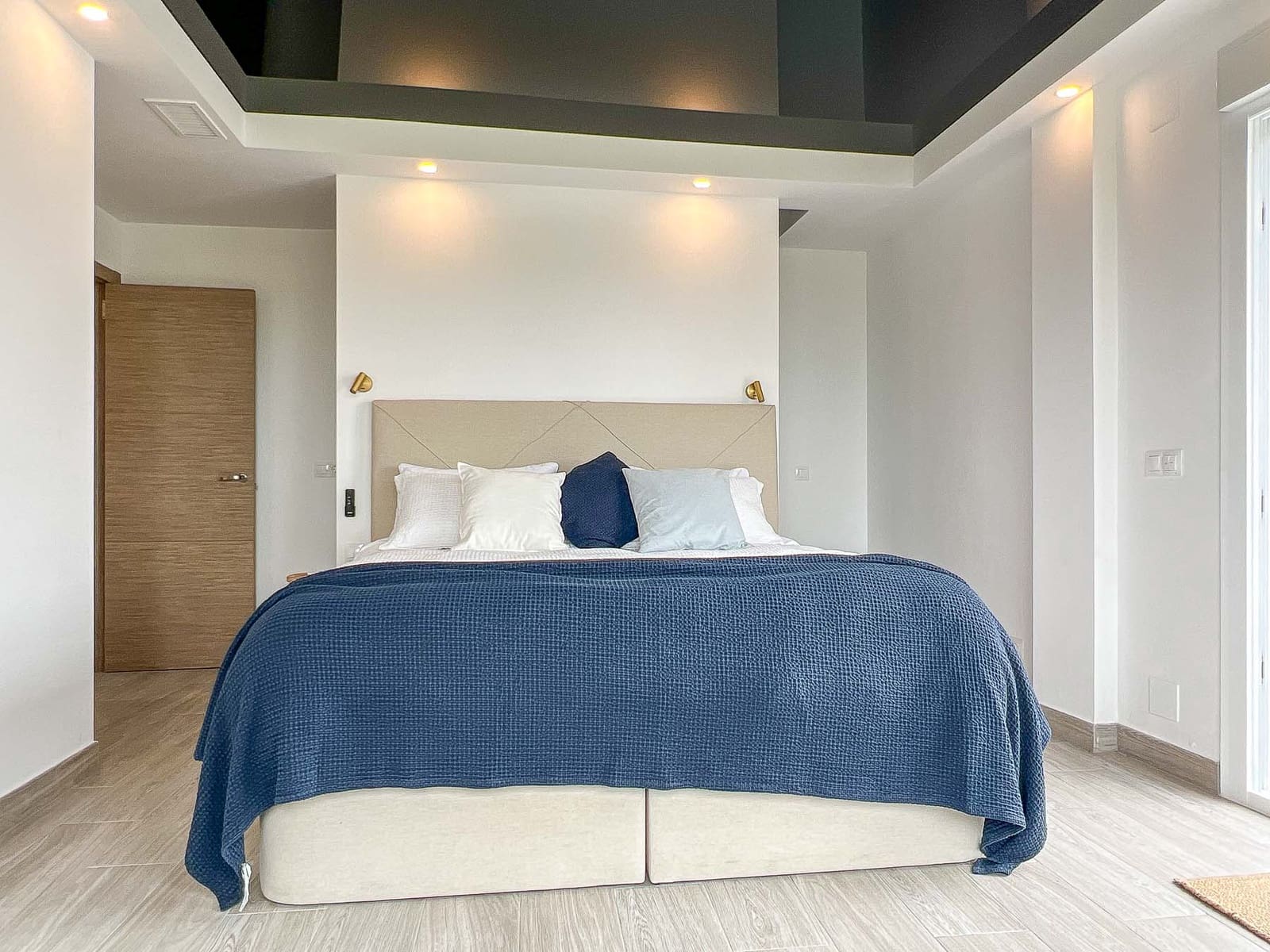 6 sovrum Villa till salu i Riviera del Sol med pool garage - 1 300 000 € (Ref: 9009107)