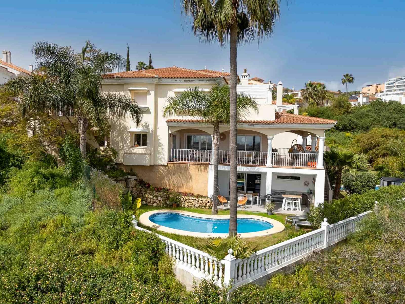 6 sovrum Villa till salu i Riviera del Sol med pool garage - 1 300 000 € (Ref: 9009107)